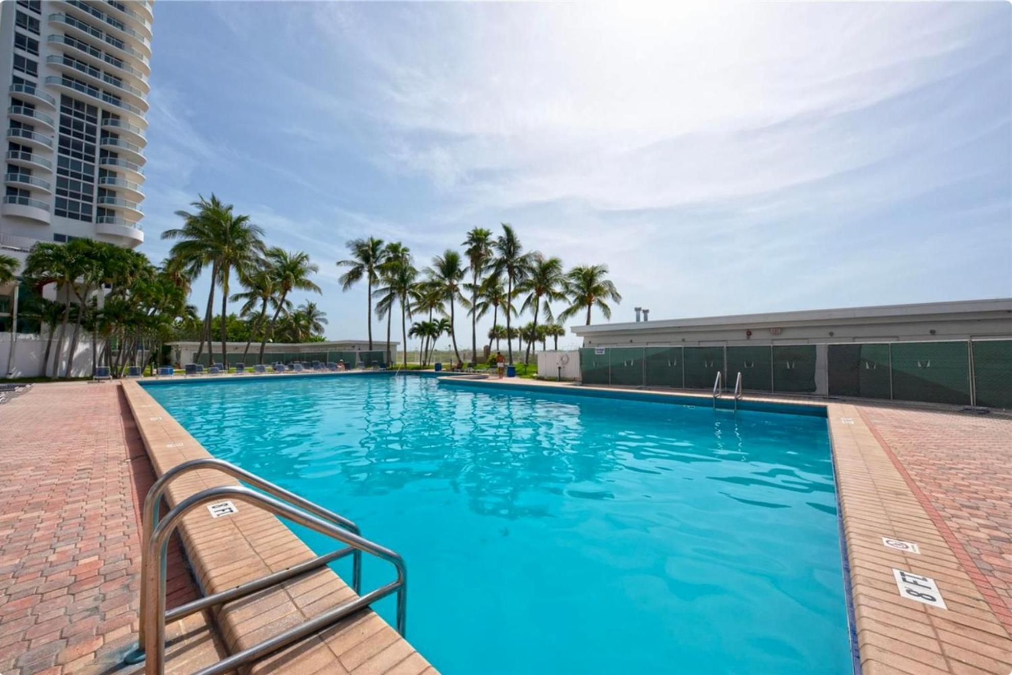 Directly On The Beach With Pool & Parking Miami Beach Dış mekan fotoğraf